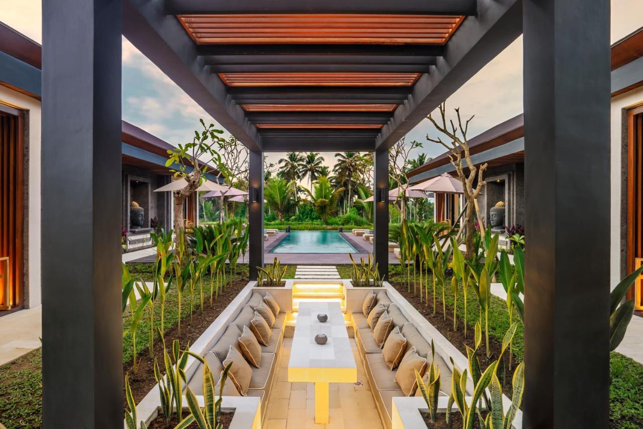 Villa Lotus Sunset By Balisuperhost *